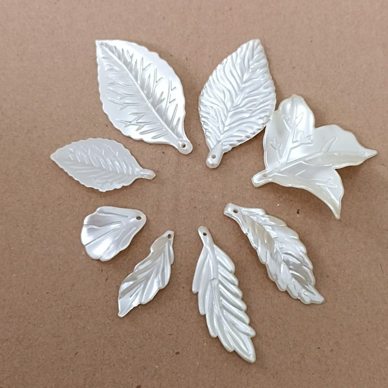 10 - 95pcs daun seri mutiara